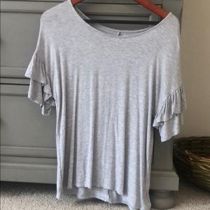 Grey t shirt